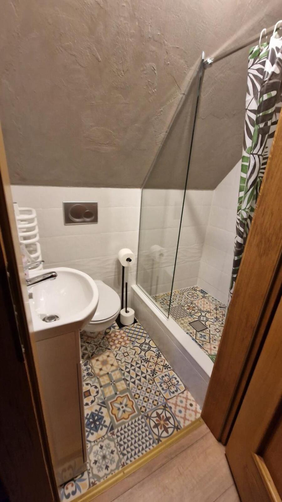 Chata W Stolowych Lezyce  المظهر الخارجي الصورة